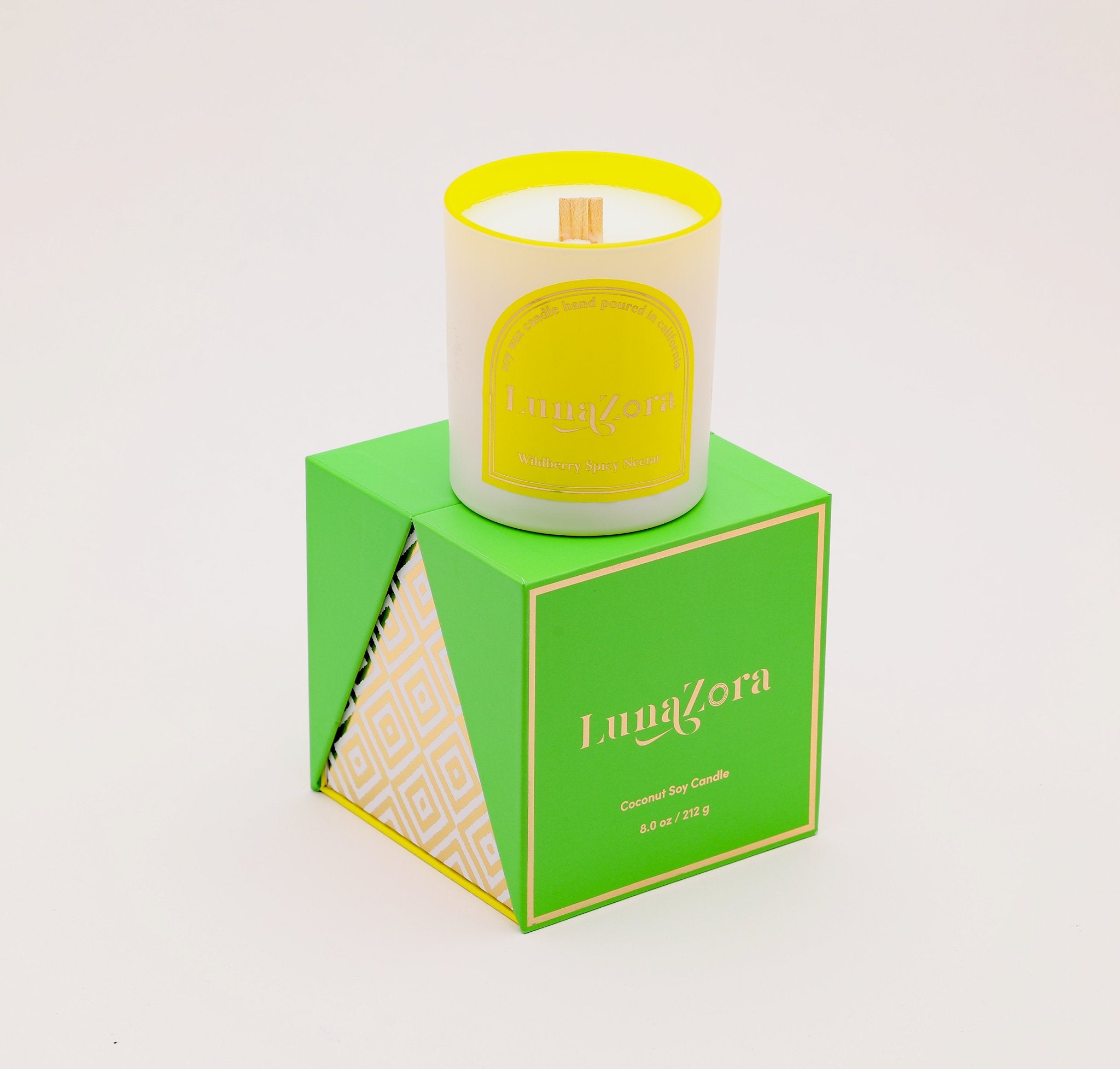 Kiwi Rhubarb Woods Candle - LunaZora