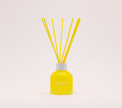 Kiwi Rhubarb Woods Reed Diffuser - LunaZora